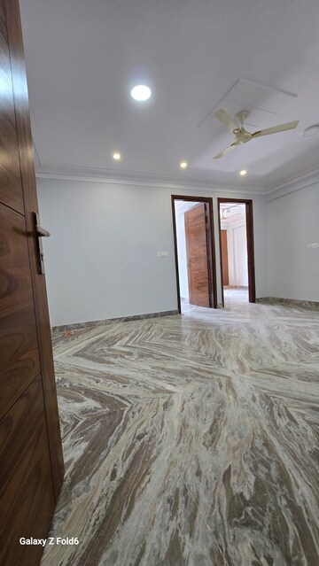 Furnished Amenities in 2 BHK Builder Floor at Risland Sky Mansion, Chattarpur – for Rent