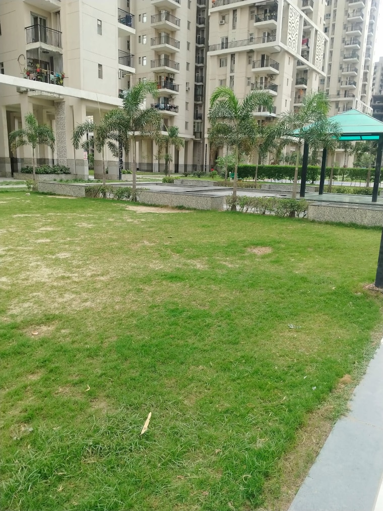 Garden, ratan-pearls 2 Bedroom 1035 Sq.Ft. Apartment In Sector 16 Greater Noida Greater Noida 9122715