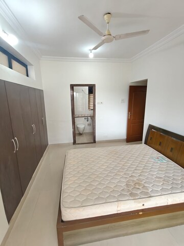 Bedroom in 2 BHK Apartment at Raheja Heights Phase 2, Goregaon East – for Rent