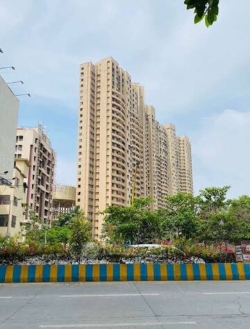 2 BHK Apartment For Rent in Hubtown Greenwoods, Vartak Nagar