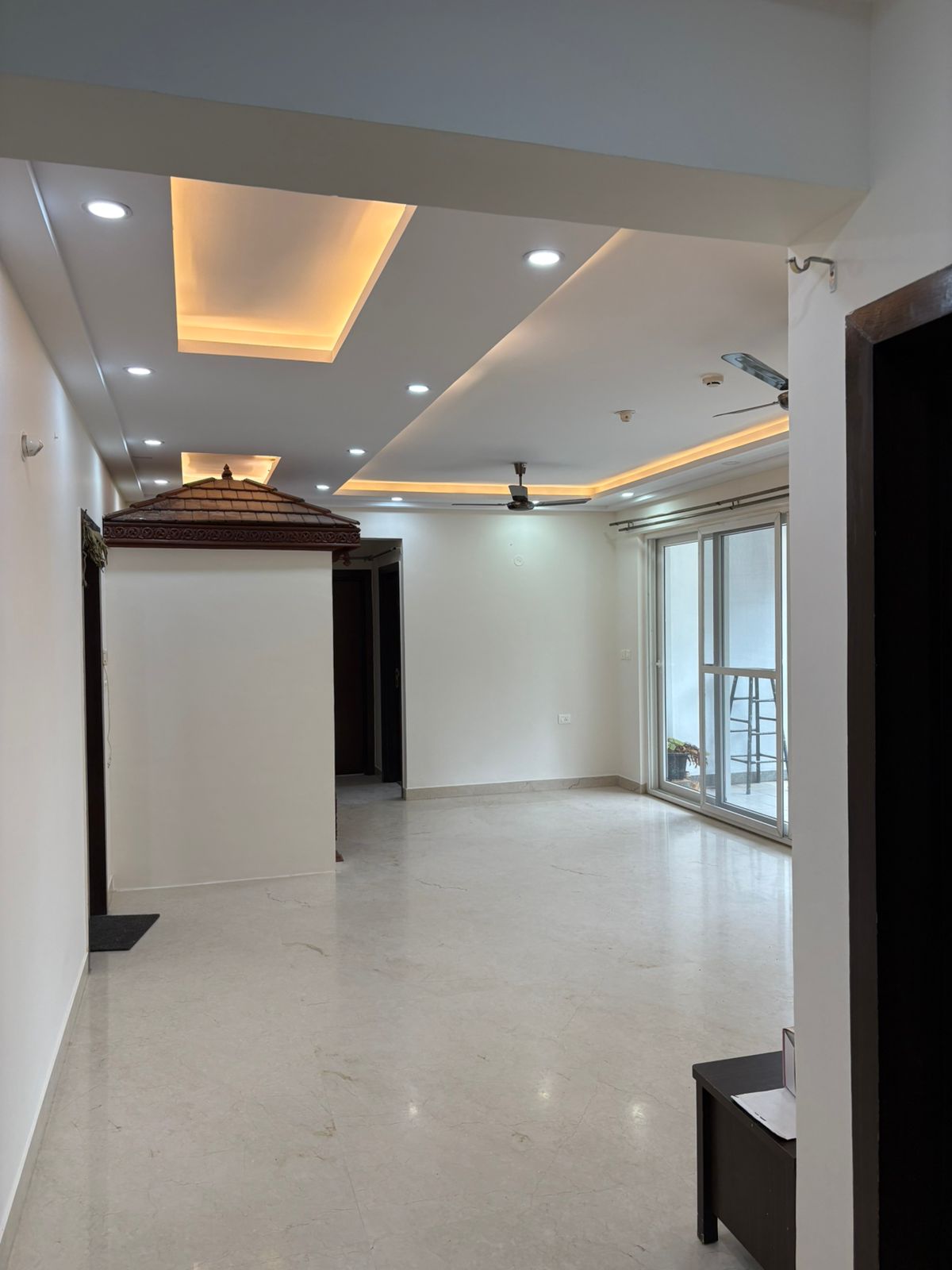 3.5 BHK + Pooja Room Apartment For Rent in Prestige Misty Waters