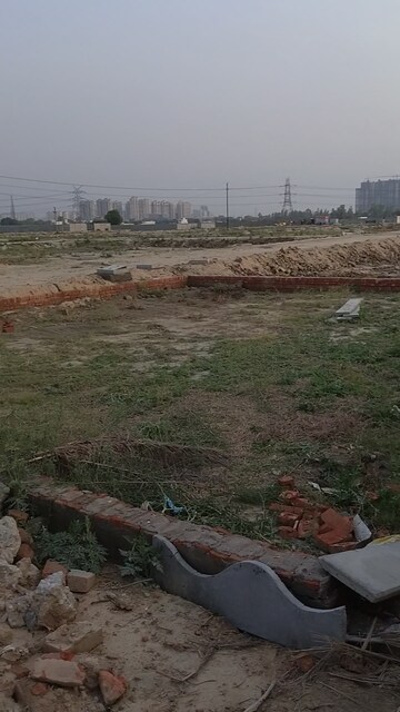  Plot For Sale in Knowledge Park 3 Greater Noida