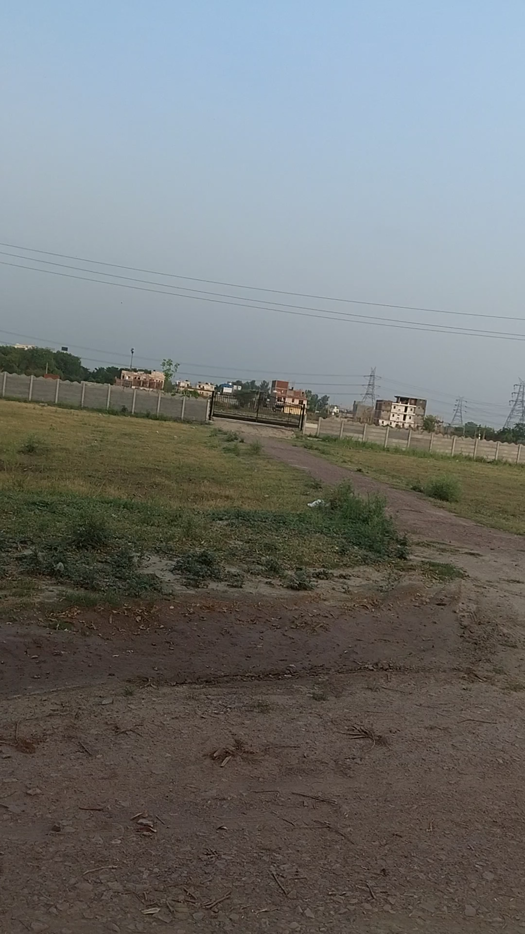 Plot For Sale in Plot Greater Noida Knowle