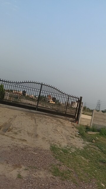  Plot – Exterior View View at Knowledge Park 3 Greater Noida - for Sale