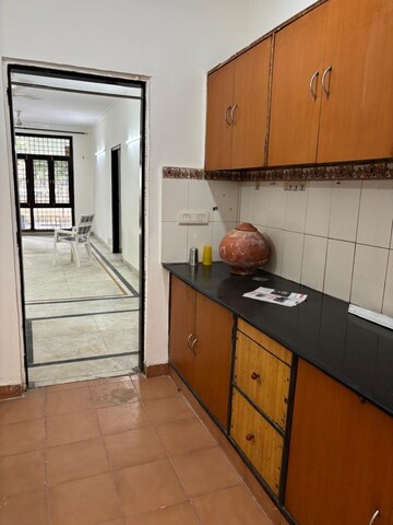 Kitchen in 3 BHK Builder Floor at Vipul Plaza, Sector 54 – for Rent