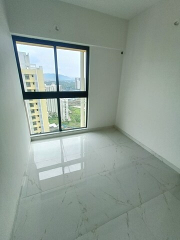 Room in 2 BHK Apartment at Runwal Gardens Phase 2, Dombivli East – for Rent