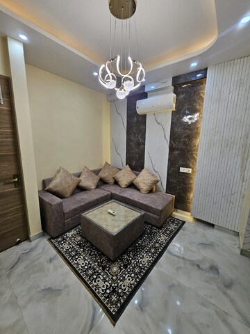 Bedroom in 1 BHK Builder Floor at Sector 38 – for Rent