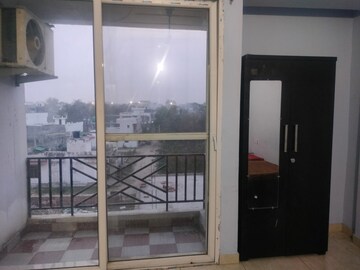 Room in 2 BHK Builder Floor at Malhour – for Rent