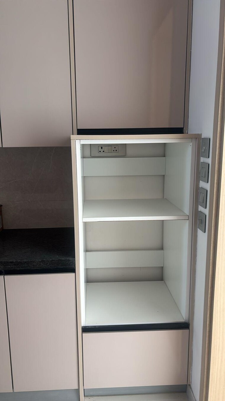 Other, rustomjee-crown 3 Bedroom 1350 Sq.Ft. Apartment In Prabhadevi Mumbai 9123055