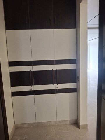 Building Lobby in 4 BHK Builder Floor at Sector 46 – for Sale