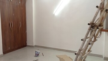 Furnished Amenities in 3 BHK Builder Floor at Mahavir Enclave 1 – for Sale
