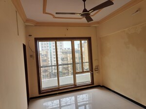 Room in 3 BHK Apartment at Vasai West – for Sale