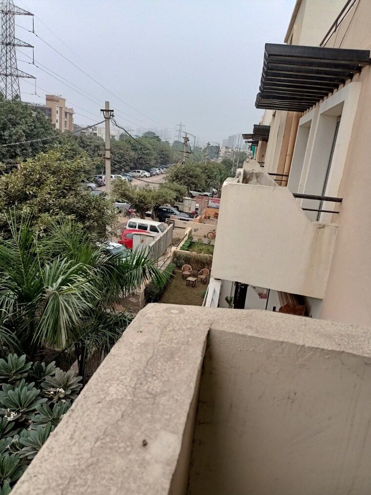 Balcony, bptp-park-81 3.5 Bedroom 2475 Sq.Ft. Builder Floor In Sector 81 Faridabad 9123247