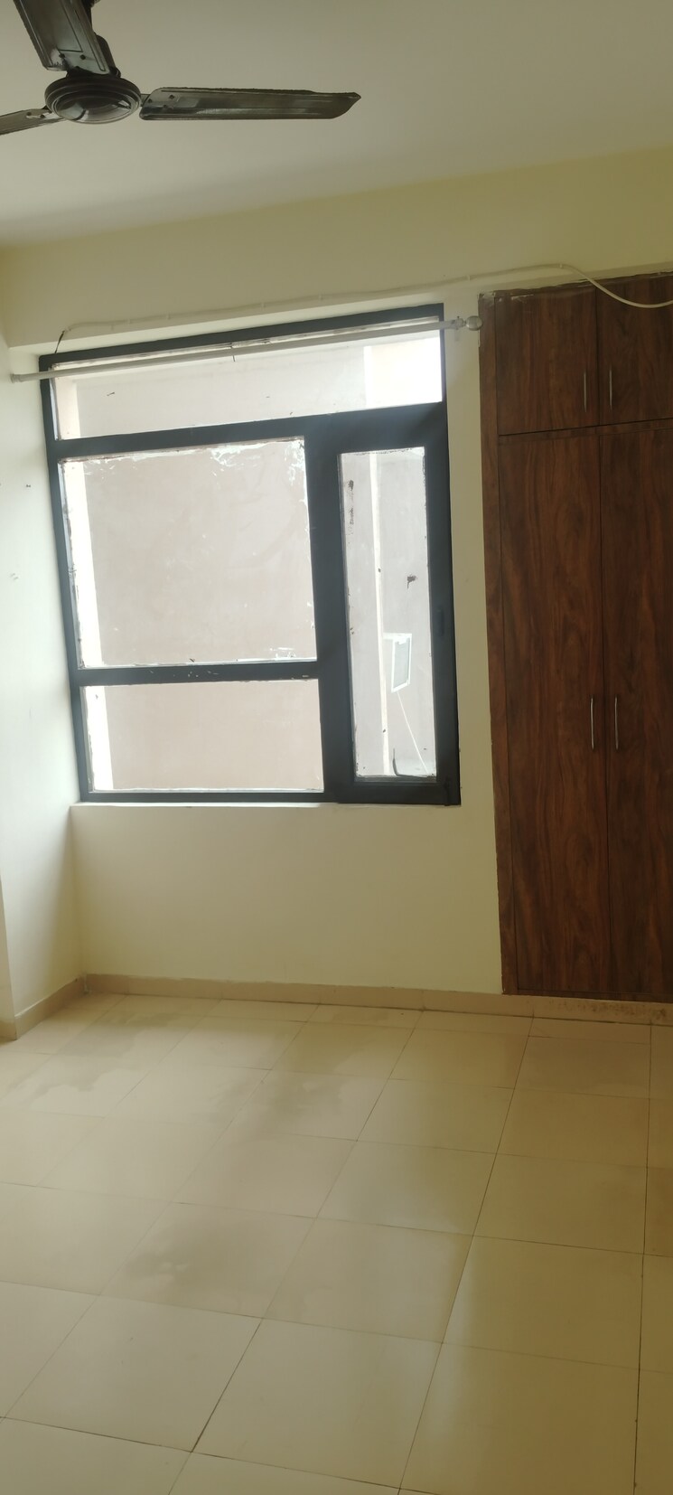 Room, auric-city-homes 2 Bedroom 618 Sq.Ft. Apartment In Sector 82 Faridabad 9123260