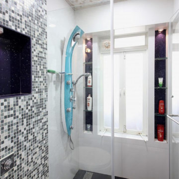 Bathroom in 4 BHK Apartment at Evershine Cosmic, Adarsh Nagar – for Rent