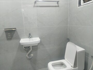 Attached Bathroom in 3 BHK Apartment at SR Residency Madhapur, Madhapur – for Rent