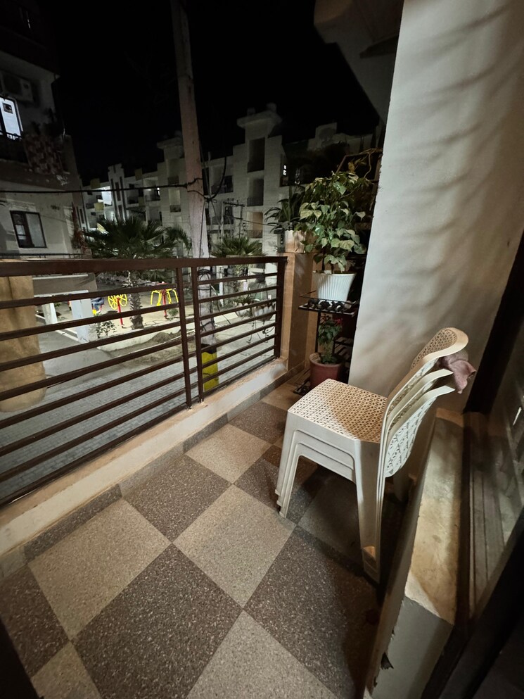 Balcony, dhakoli 3 Bedroom 1200 Sq.Ft. Builder Floor In Dhakoli Zirakpur 9123304