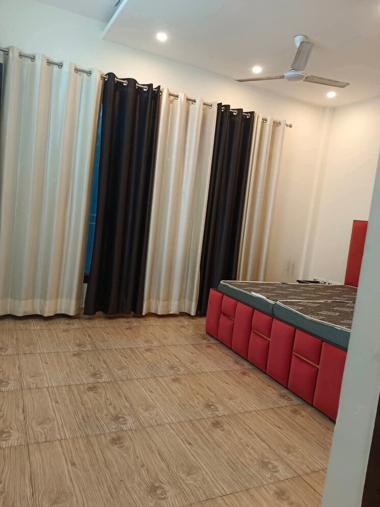 Bedroom, saket 3 Bedroom 1350 Sq.Ft. Builder Floor In Saket Delhi 9123348