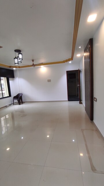 Furnished Amenities in 3 BHK Apartment at Agarwal And Doshi Complex, Vasai West – for Sale