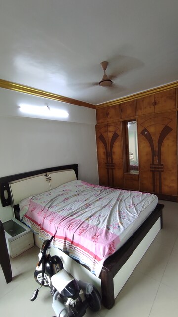 Furnished Amenities in 3 BHK Apartment at Agarwal And Doshi Complex, Vasai West – for Sale