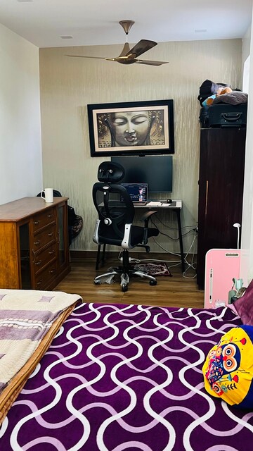 Gym in 2.5 BHK Apartment at Sector 34 – for Rent