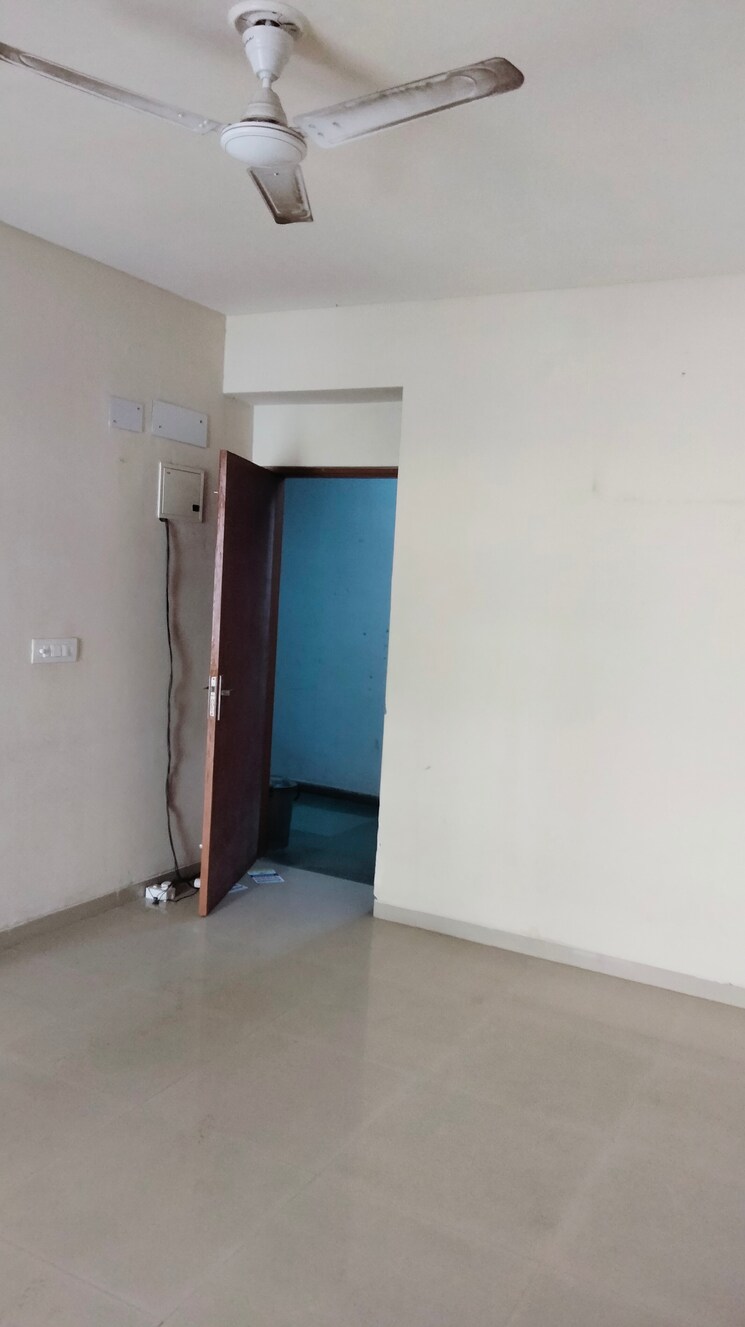 Room, adani-aangan 1 Bedroom 410 Sq.Ft. Apartment In Sector 89a Gurgaon 9123418