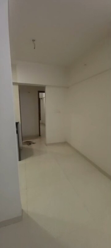 Room in 1 BHK Apartment at LD Edifice, Chembur – for Rent