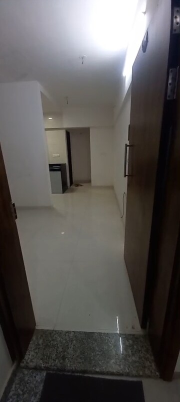 Room in 1 BHK Apartment at LD Edifice, Chembur – for Rent