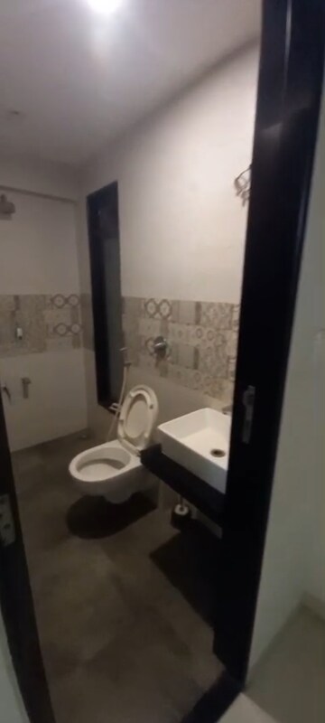 Bathroom in 1 BHK Apartment at LD Edifice, Chembur – for Rent