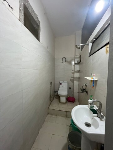 Master Bedroom in 1 BHK Builder Floor at Saket – for Rent