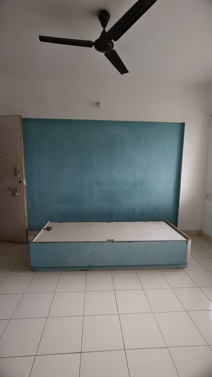 Master Bedroom, satellite-garden 1 RK 360 Sq.Ft. Apartment In Goregaon East Mumbai 9123446