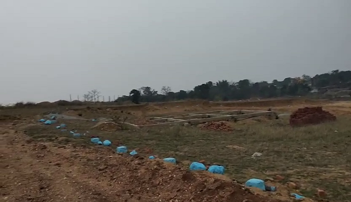 Plot For Sale in Singh More Latma 300m Fro