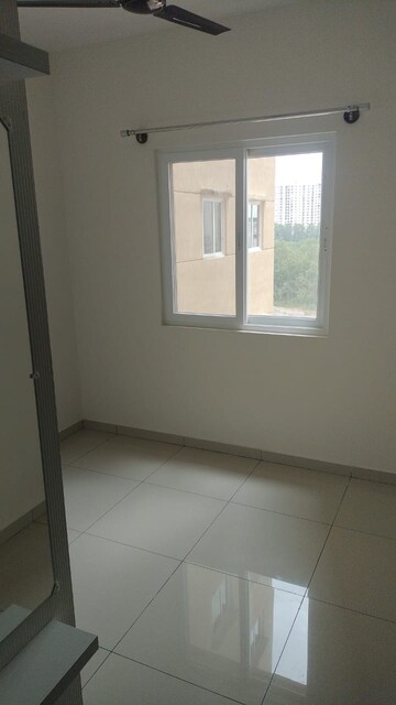 Room in 2 BHK Apartment at Shriram WYT Field, Budigere – for Rent