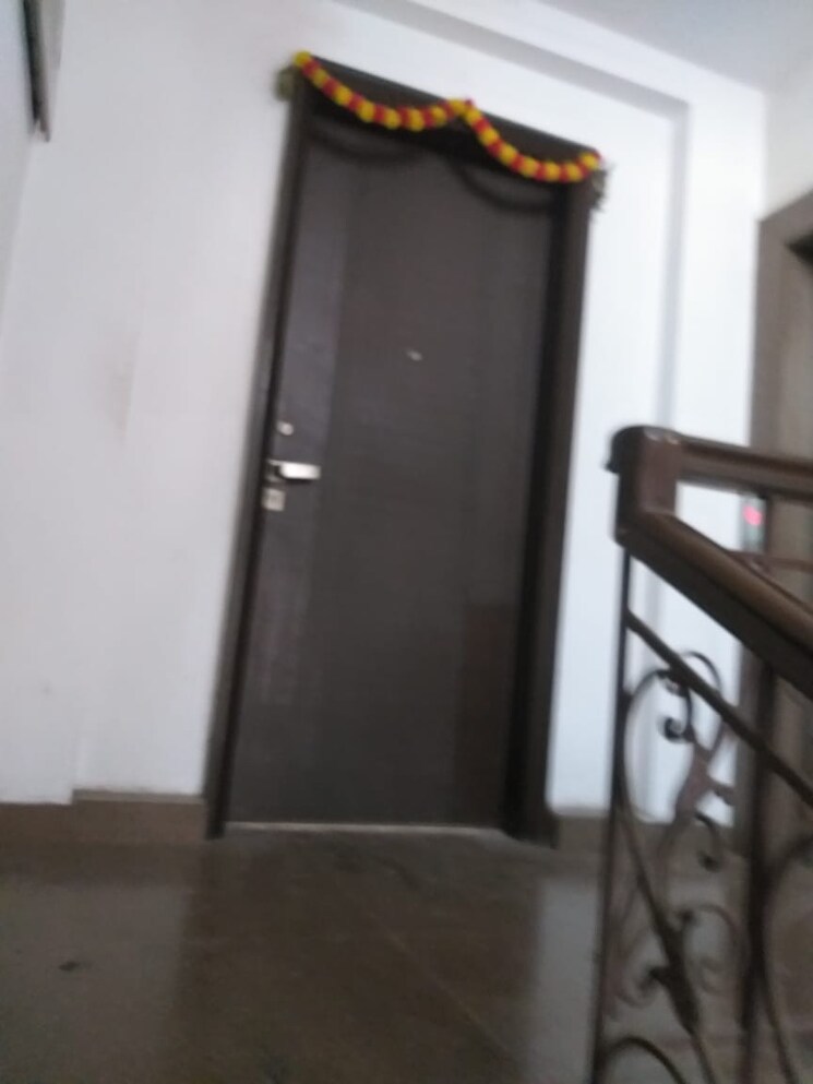 undefined, sukhdev vihar 4 Bedroom 450 Sq.Yd. Builder Floor In Sukhdev Vihar Delhi 9123505