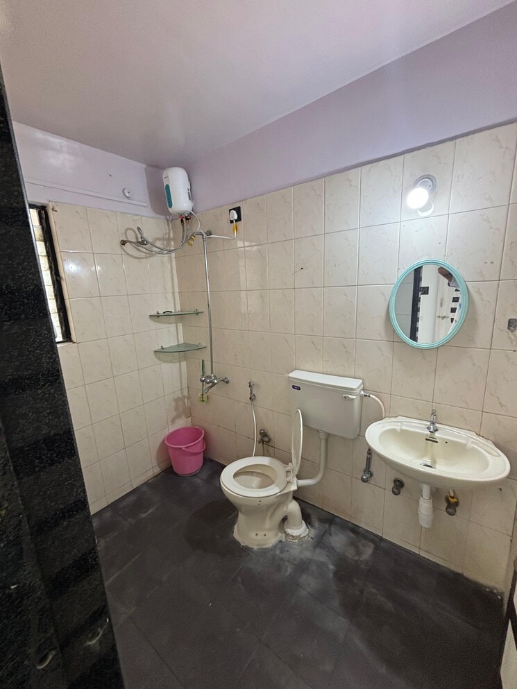 Bathroom, ostwal-orchid 1 Bedroom 700 Sq.Ft. Apartment In Mira Road East Thane 9123477