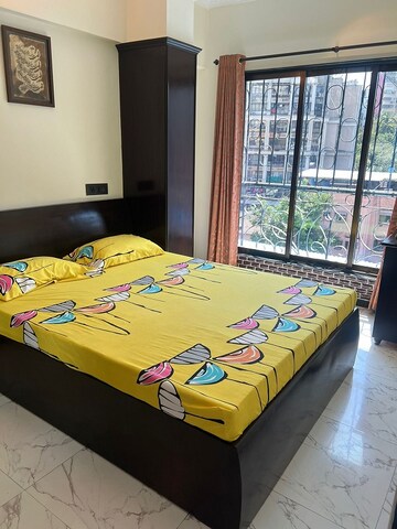 Bedroom in 2 BHK Apartment at Bandra West – for Rent