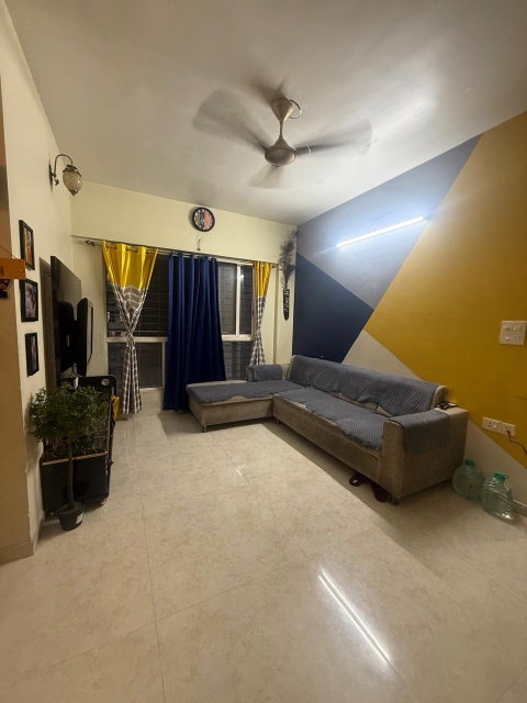 2 BHK + Extra Room Apartment For Sale in Lodha Amara