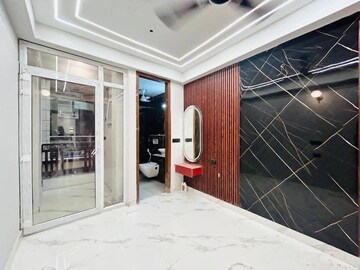 1 BHK Builder Floor For Rent in Saket