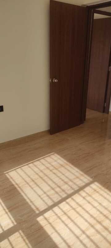Room in 2 BHK Apartment at VTP Cygnus, Kharadi – for Rent