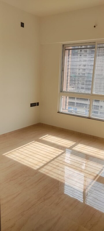 Room in 2 BHK Apartment at VTP Cygnus, Kharadi – for Rent