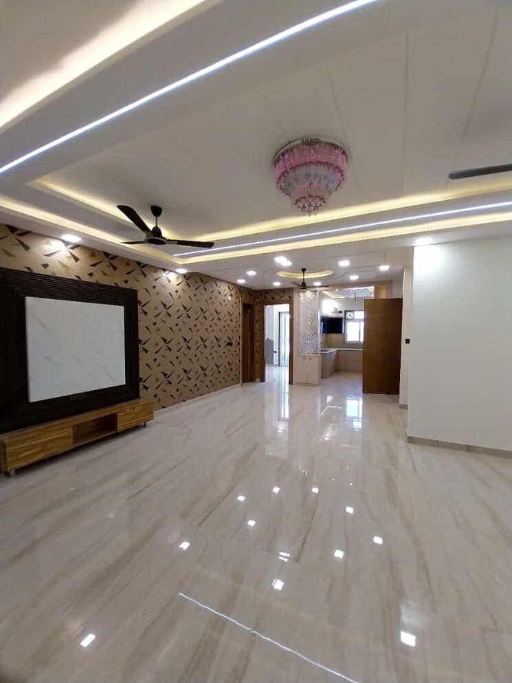 undefined, sector 85 4 Bedroom 2250 Sq.Ft. Builder Floor In Sector 85 Faridabad 9123592