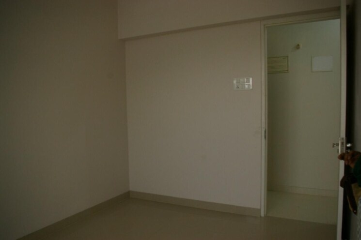 Room, ravi-estate 2 Bedroom 690 Sq.Ft. Apartment In Pokhran Road No One Thane 9123620