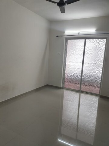 Room in 2 BHK Apartment at Katraj – for Rent