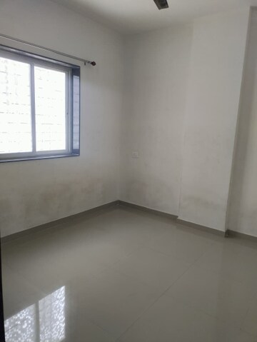Room in 2 BHK Apartment at Katraj – for Rent