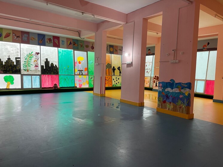  Parking, malad-sangata-chs Commercial Office Space 1700 Sq.Ft. In Malad West Mumbai 9123629