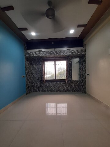 Room in 2 BHK Apartment at Bimbisar Nagar, Goregaon East – for Rent