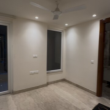 Room in 3 BHK Builder Floor at New Rajinder Nagar – for Sale