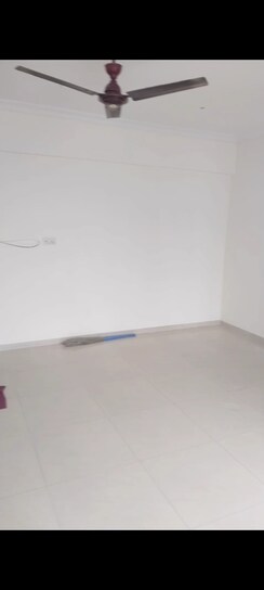 1 BHK + Extra Room Apartment For Sale in HDIL Dheeraj Dreams