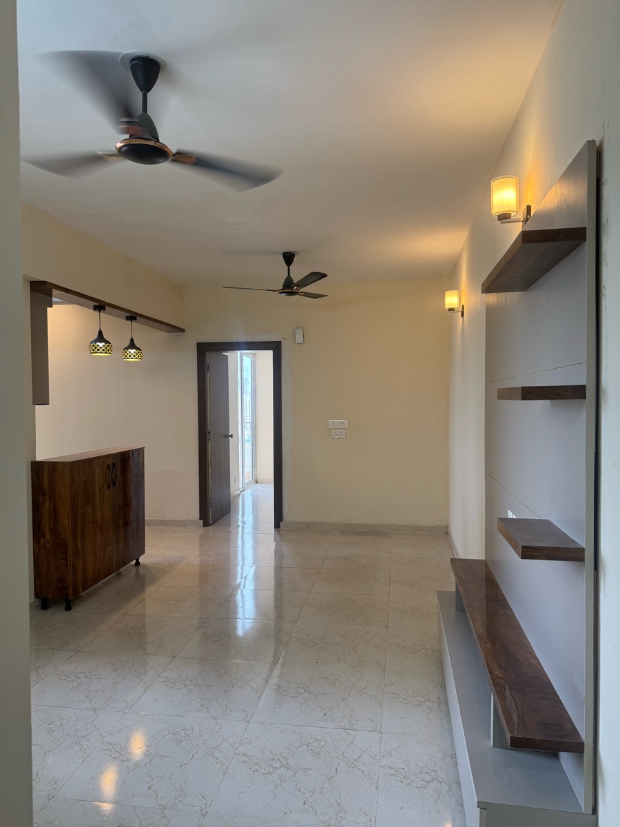2 BHK Apartment For Rent in MRG The Balcony