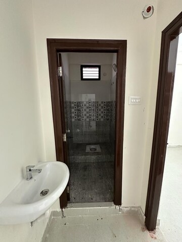 Bathroom in 6+ BHK Independent House at Mehdipatnam – for Sale
